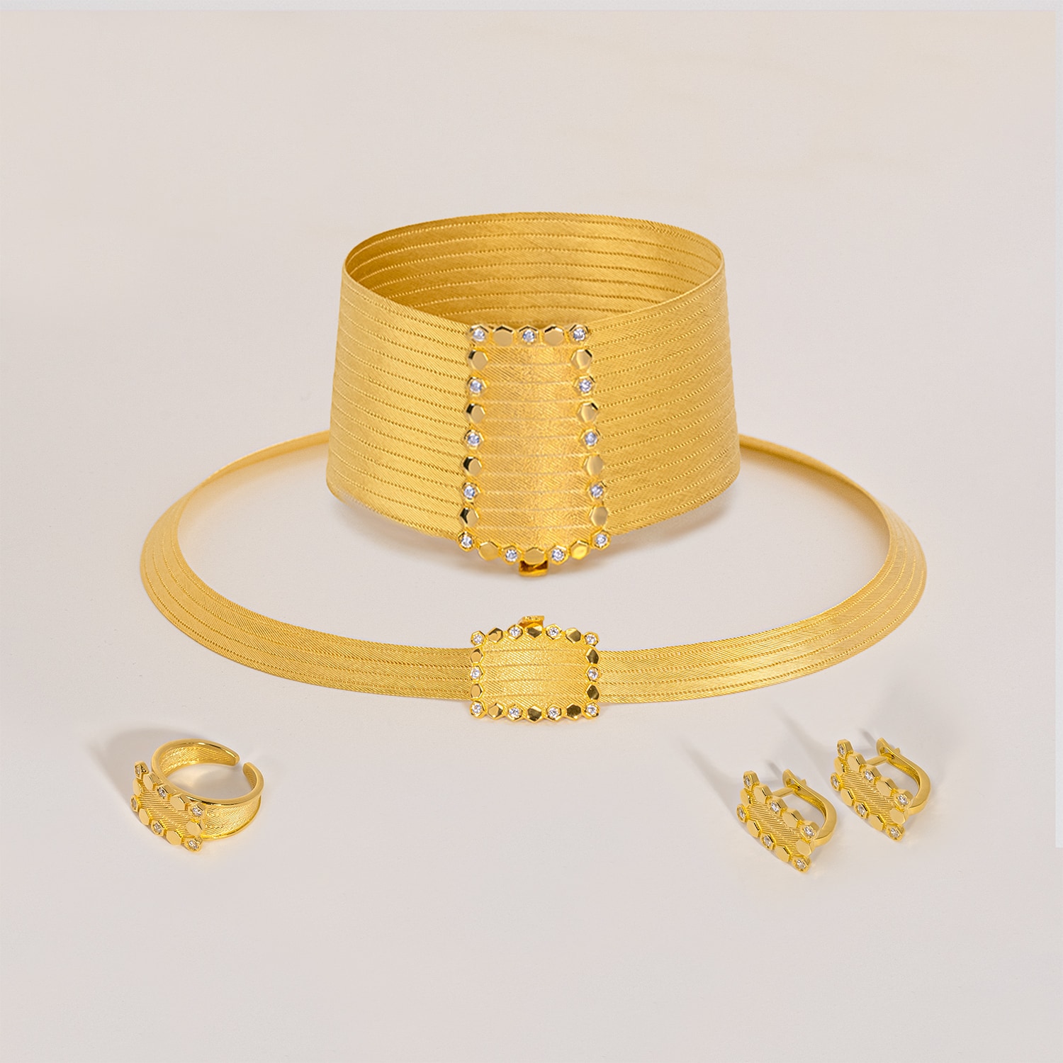 HSR-SET-046